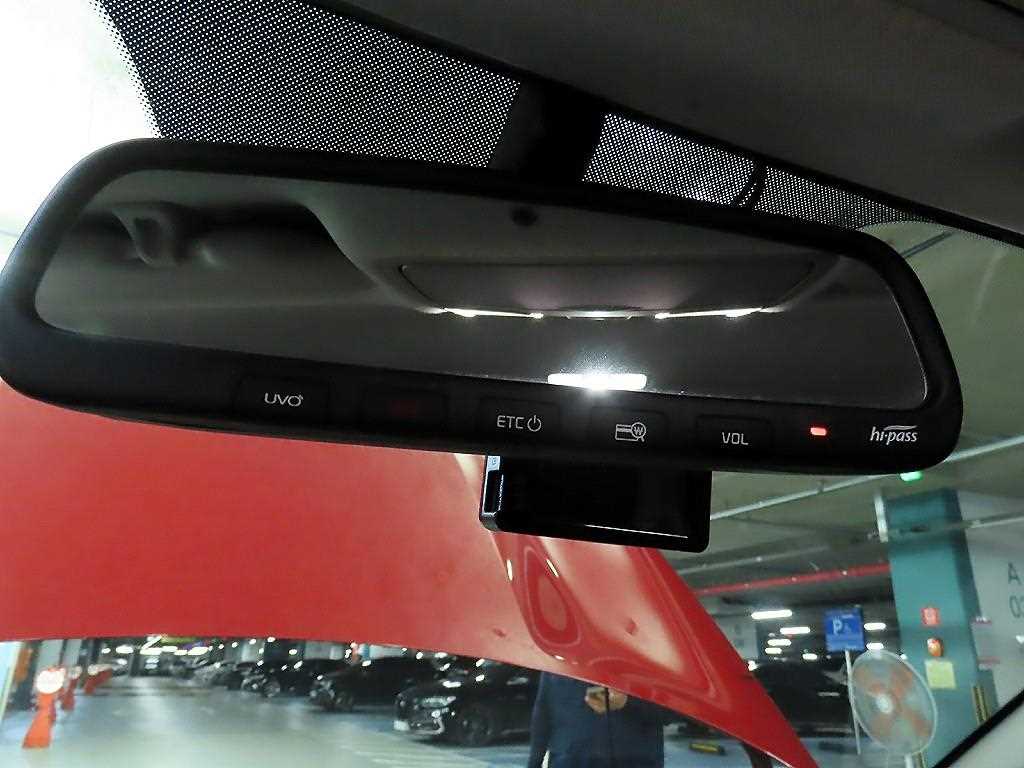 KIA Stonic 2020 Rojo - Importación desde Corea - HF Imports Iquique - Foto 13