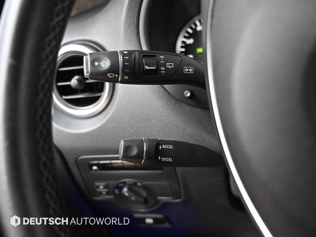 Mercedes Benz V Class 2016 Negro - Importación desde Corea - HF Imports Iquique - Foto 16