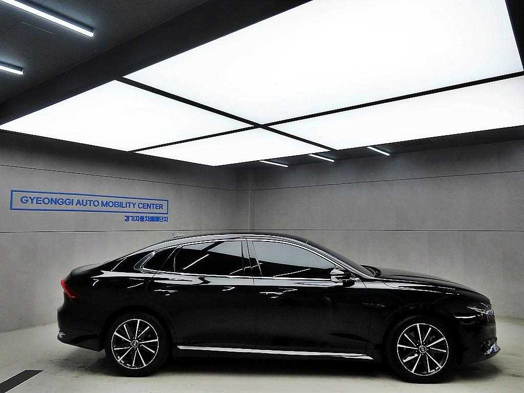 HYUNDAI Grandeur - Vista 2
