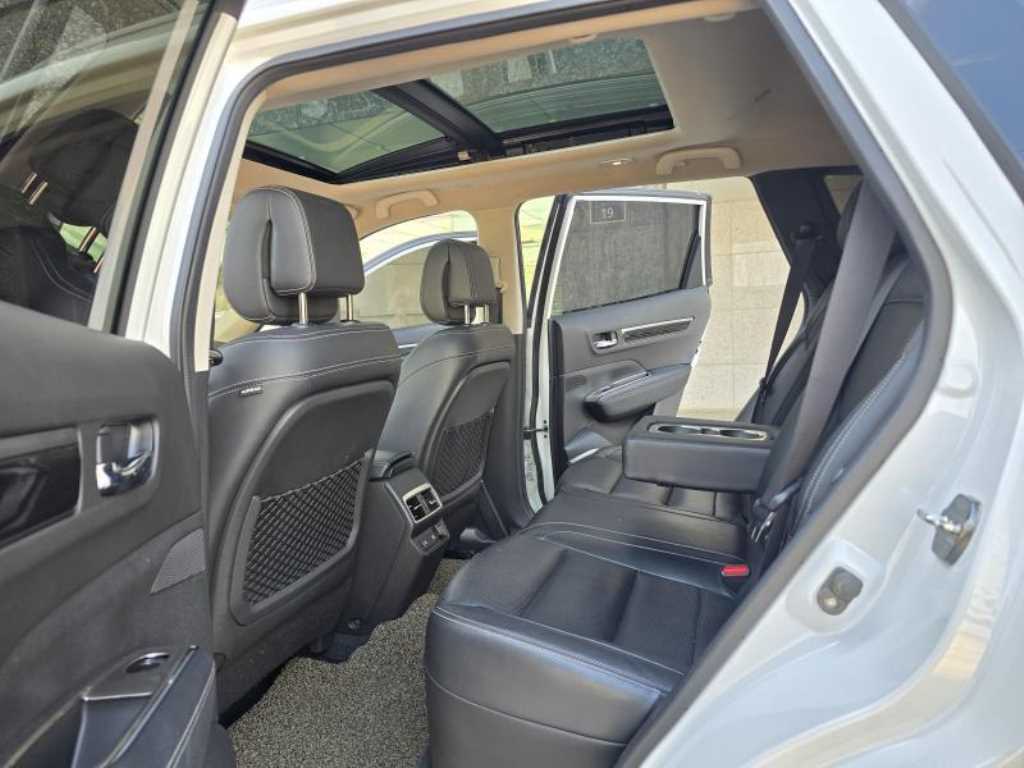 SAMSUNG QM6 2017 Blanco - Importación desde Corea - HF Imports Iquique - Foto 19