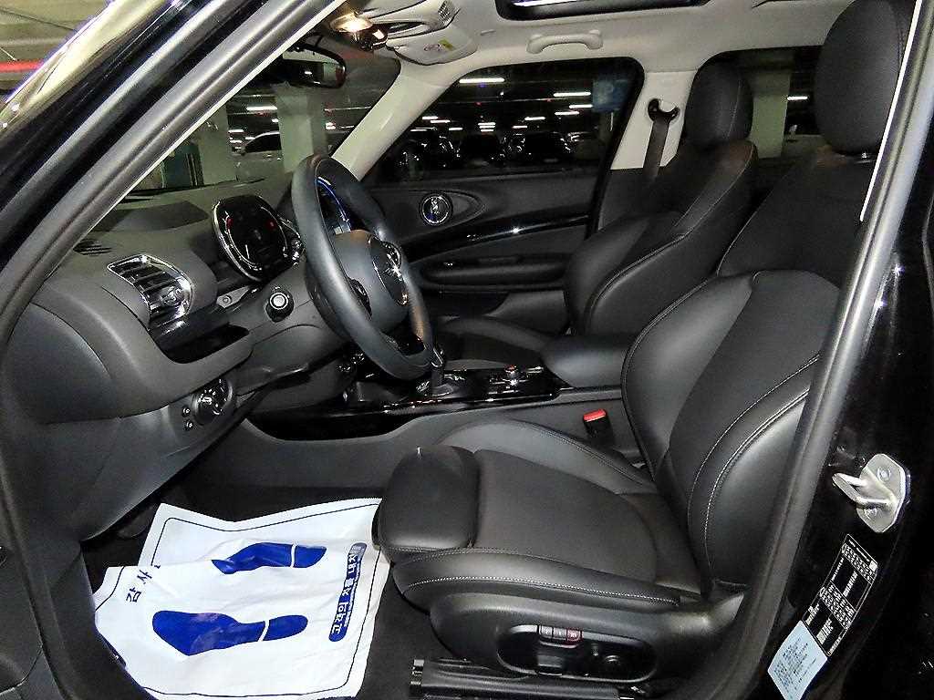 Mini Clubman - Vista 6