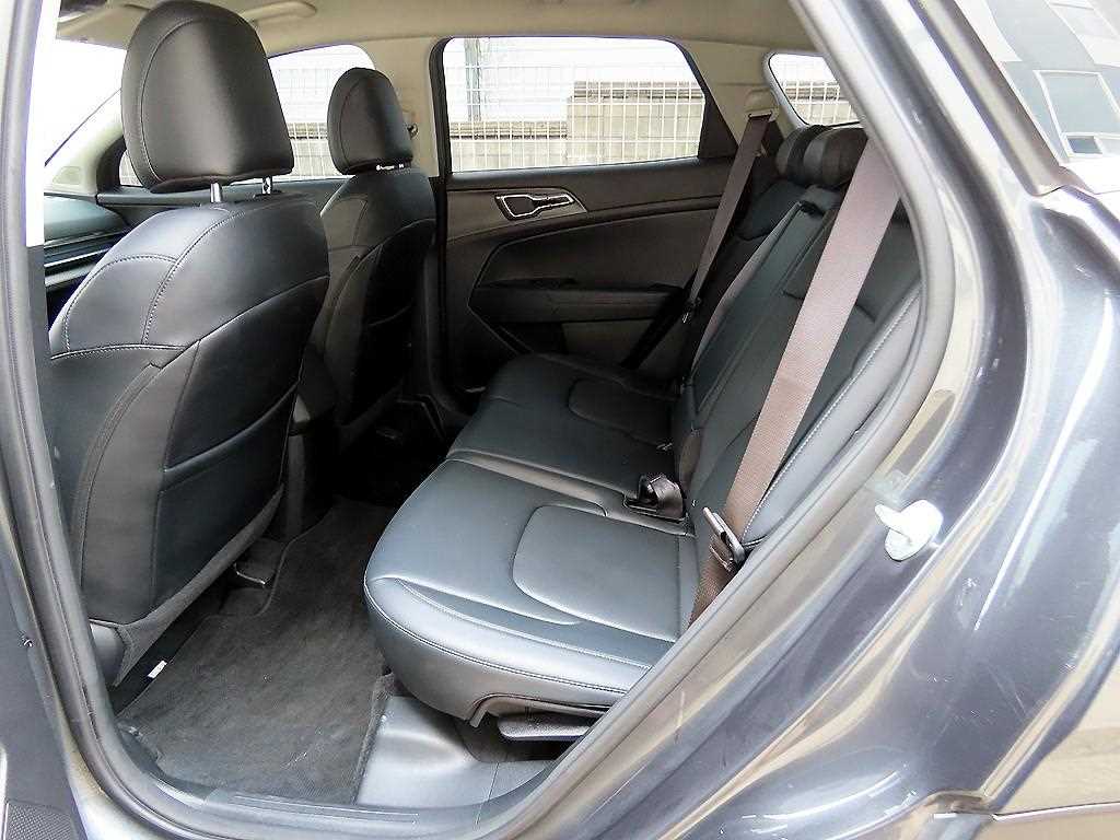 KIA Sportage - Vista 6