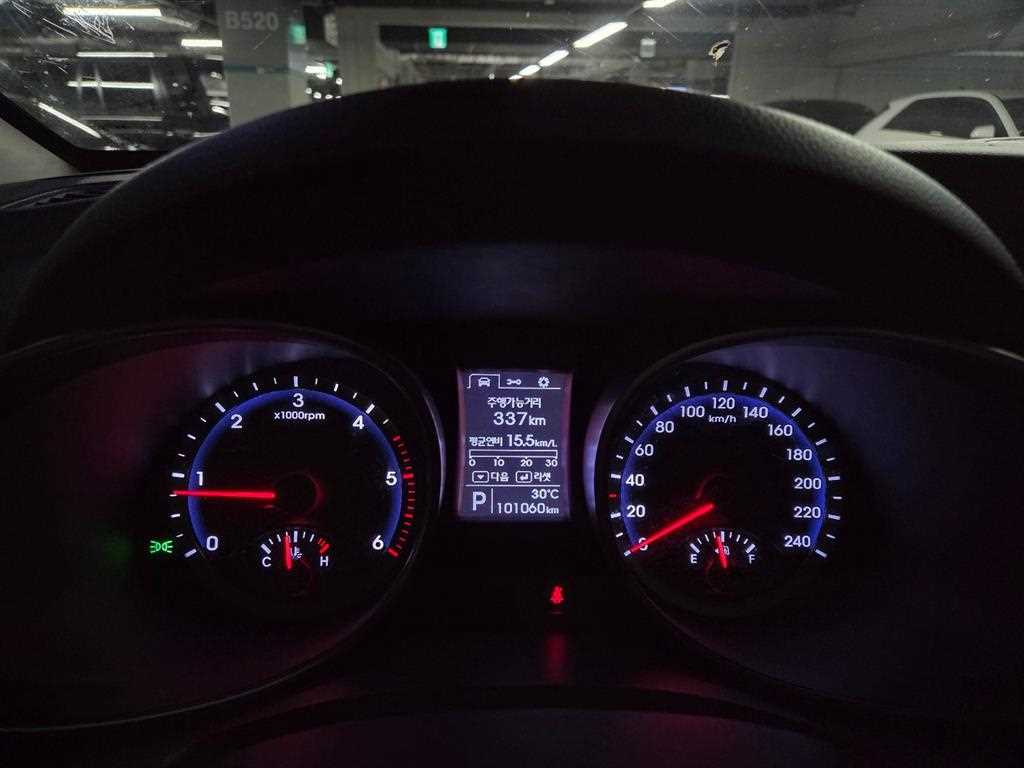 HYUNDAI Santa Fe - Vista 12