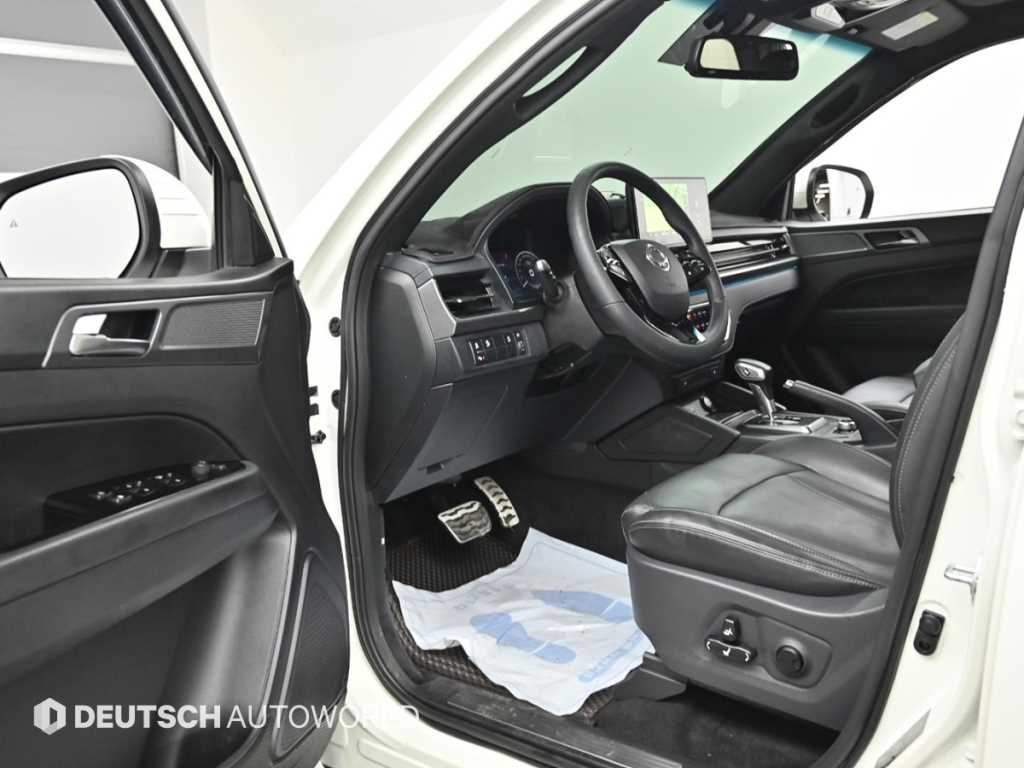 Ssangyong Rexton - Vista 11