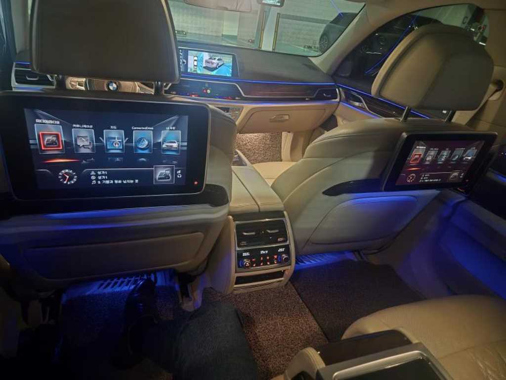 BMW 7 Series - Vista 11