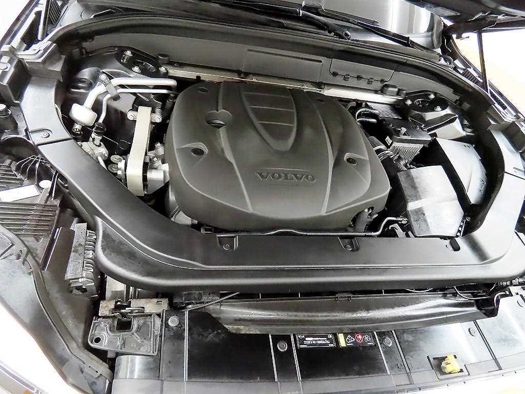 Volvo XC60 2019 Negro - Importación desde Corea - HF Imports Iquique - Foto 19