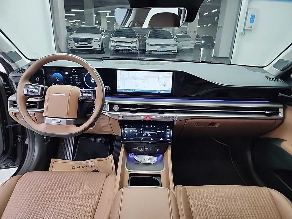 HYUNDAI Grandeur - Vista 7