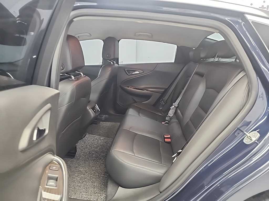 Chevrolet Malibu - Vista 12