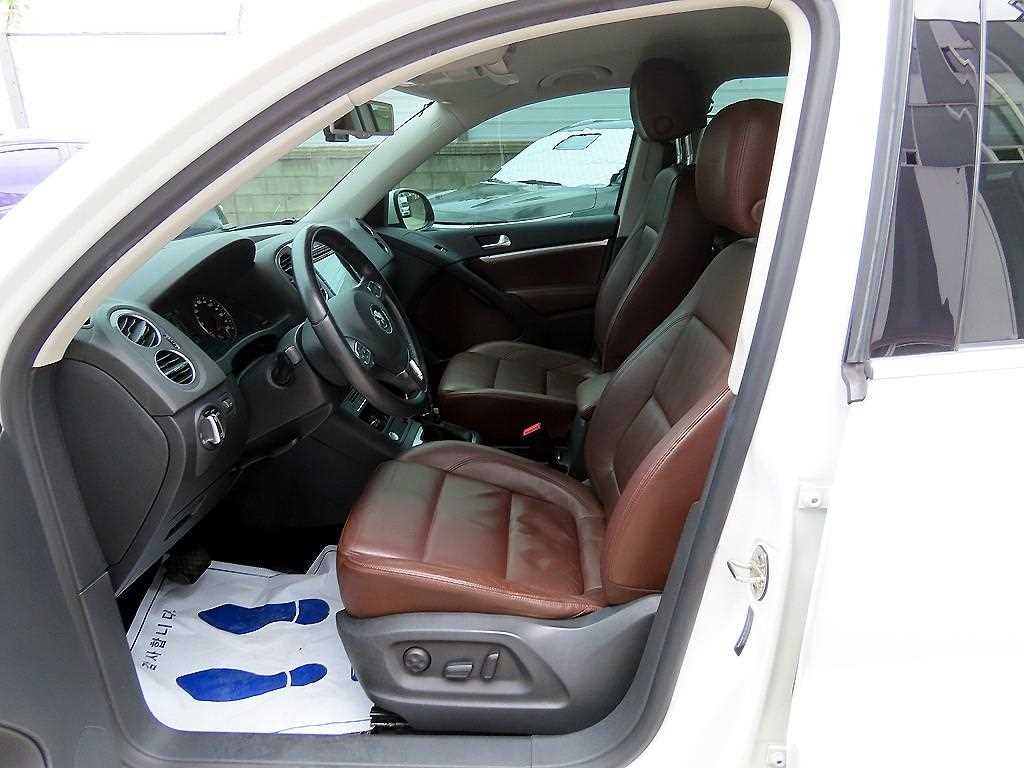 Volkswagen Tiguan - Vista 5