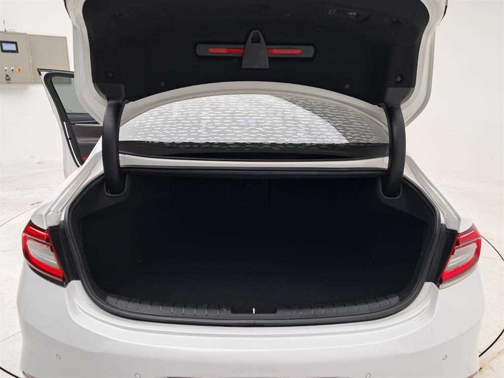 HYUNDAI Grandeur 2019 Blanco - Importación desde Corea - HF Imports Iquique - Foto 18