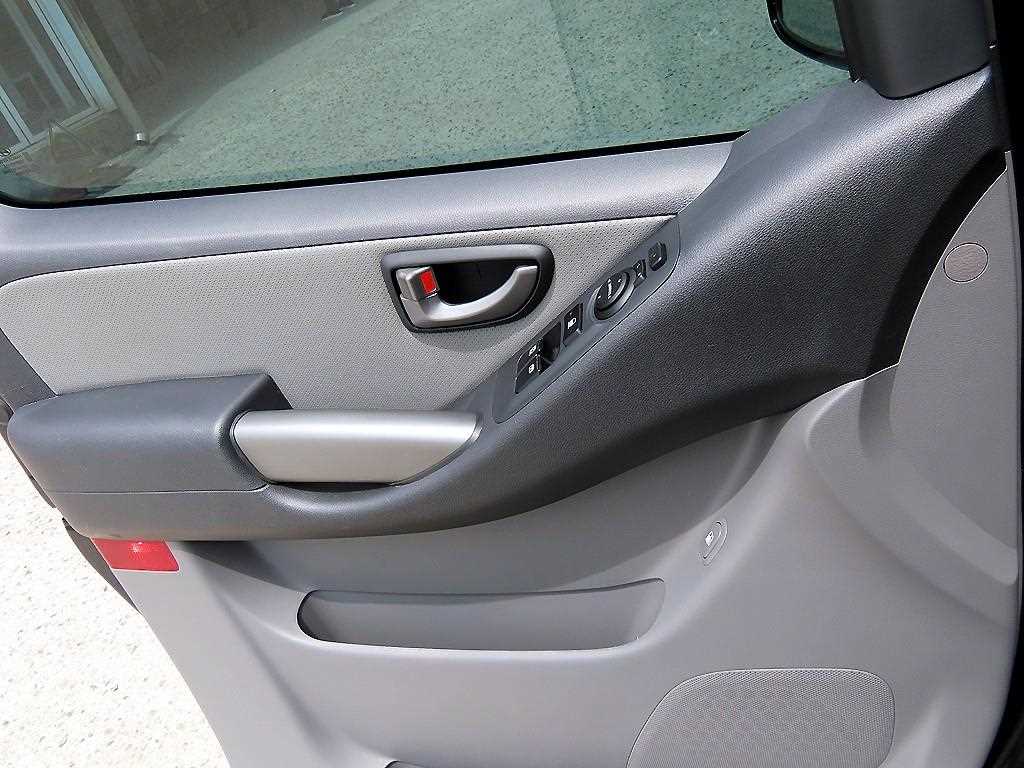 HYUNDAI Starex - Vista 11