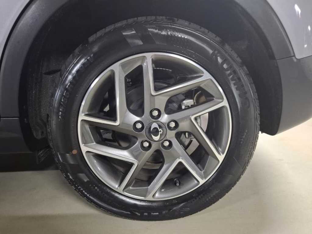 Ssangyong Tivoli 2024 Blanco - Importación desde Corea - HF Imports Iquique - Foto 20