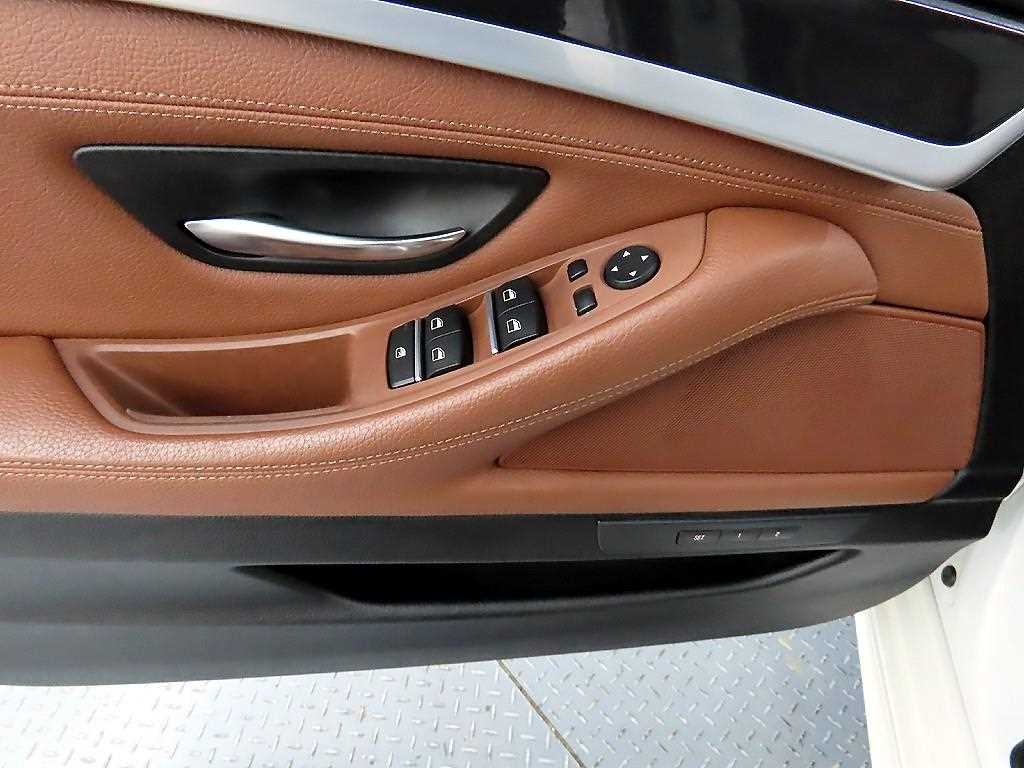 BMW 5 Series - Vista 11