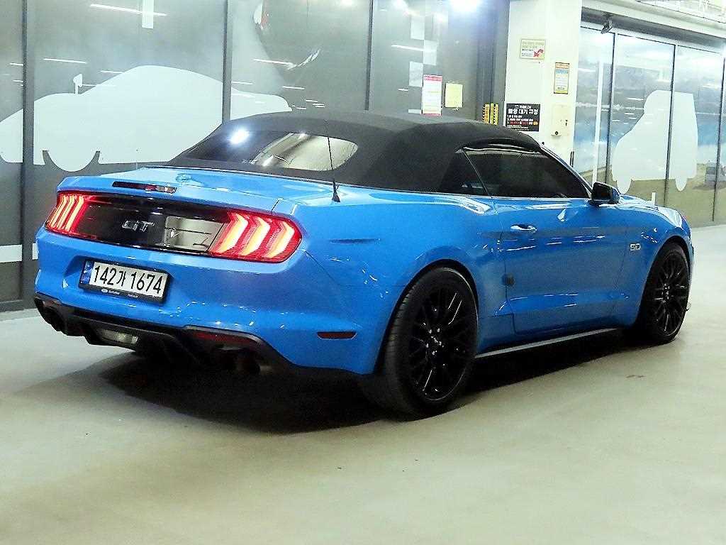 Ford Mustang - Vista 4