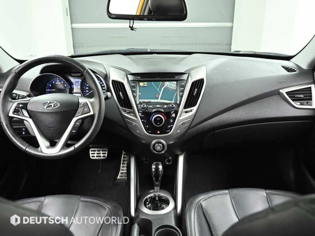 HYUNDAI Veloster - Vista 7