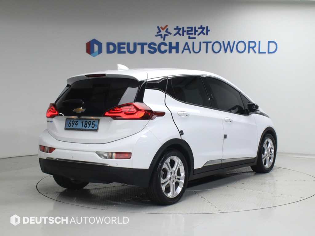 Chevrolet Bolt - Vista 2