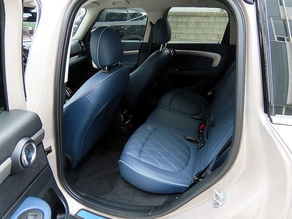 Mini Countryman - Vista 6