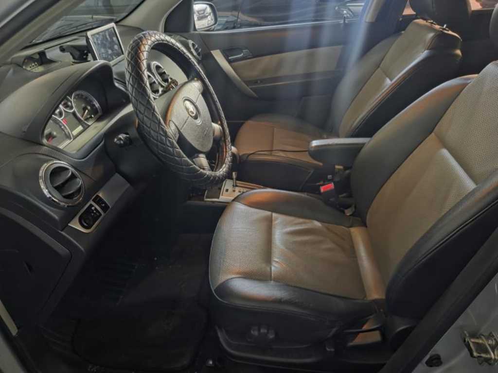 DAEWOO Gentra - Vista 8