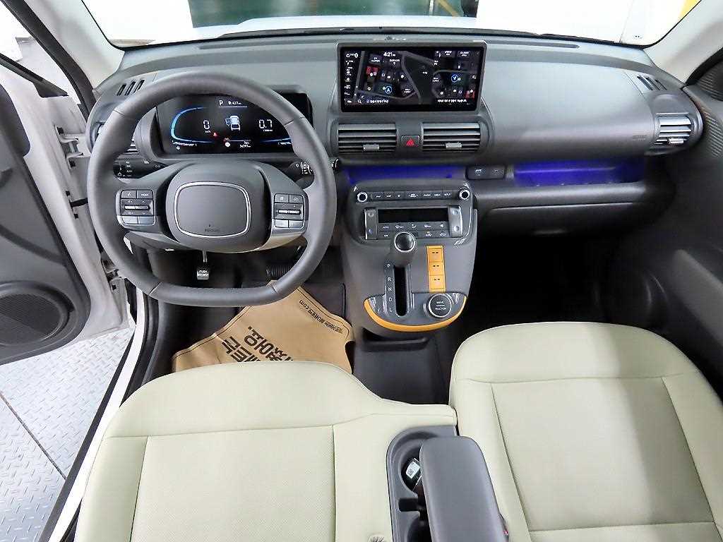HYUNDAI Casper - Vista 7