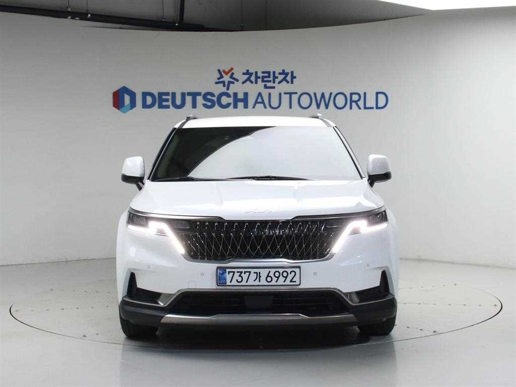 KIA Carnival - Vista 3