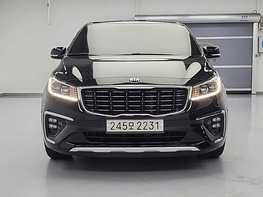 KIA Carnival - Vista 2