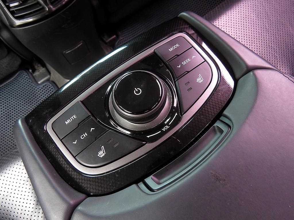 HYUNDAI Grandeur - Vista 8
