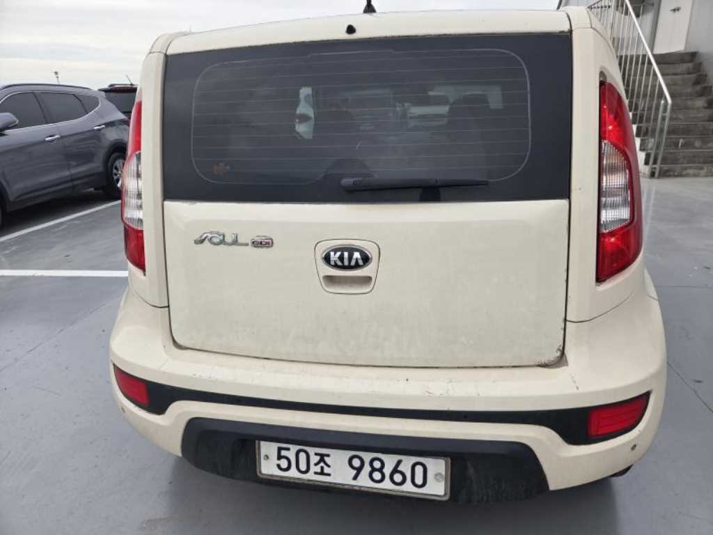 KIA Soul - Vista 8