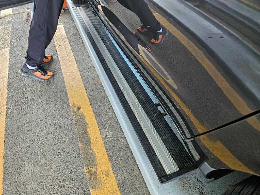 KIA Carnival 2018 Gris - Importación desde Corea - HF Imports Iquique - Foto 16