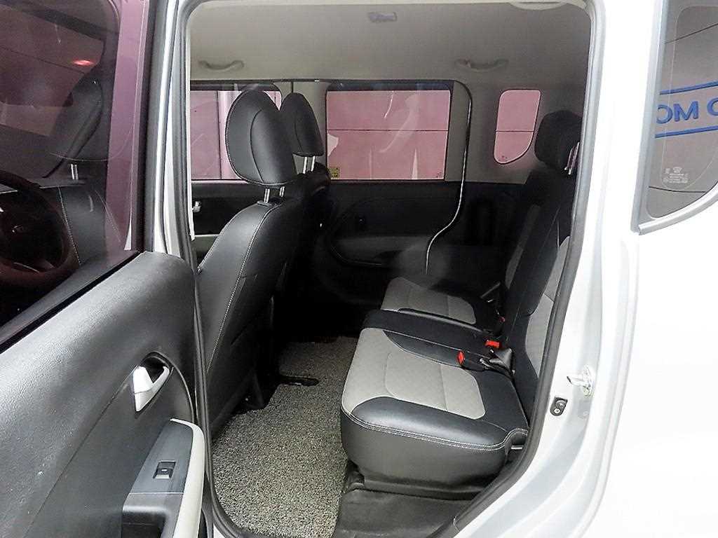 KIA Ray - Vista 6