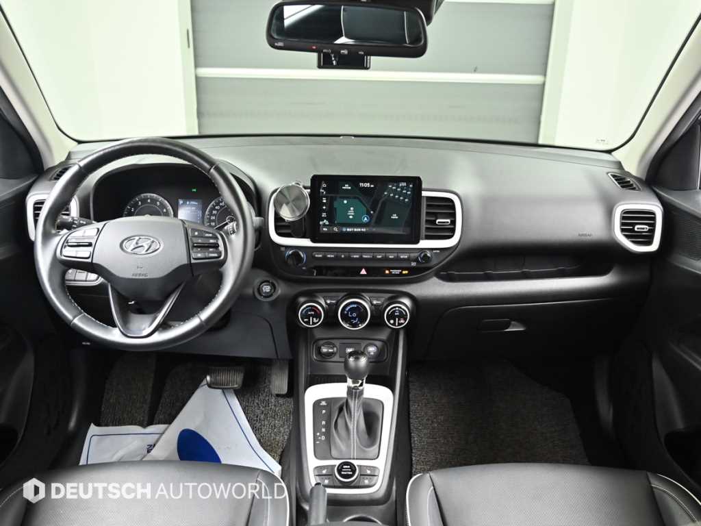 HYUNDAI Venue - Vista 7