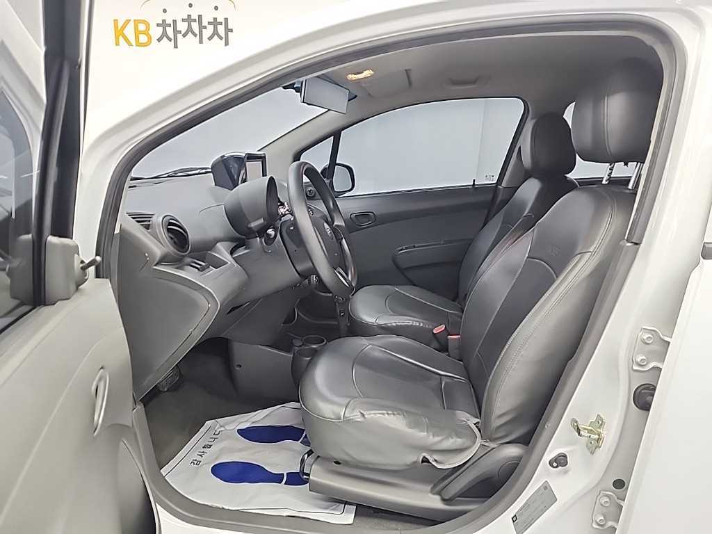 Chevrolet Spark - Vista 11