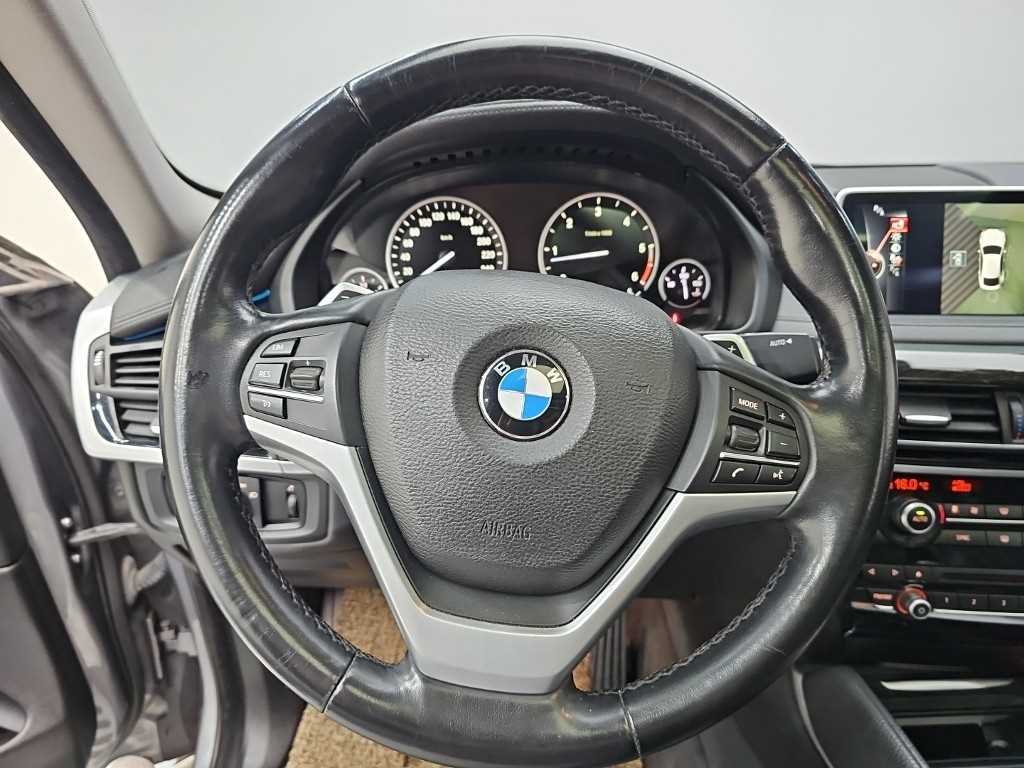 BMW X6 - Vista 9