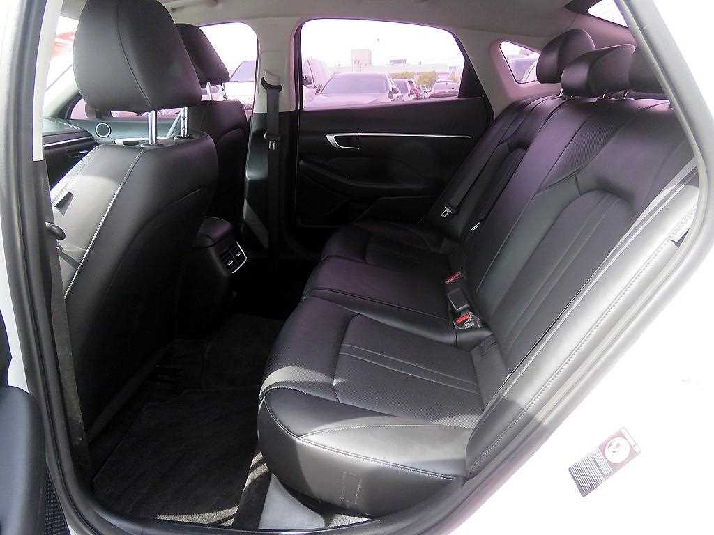 HYUNDAI Sonata - Vista 6
