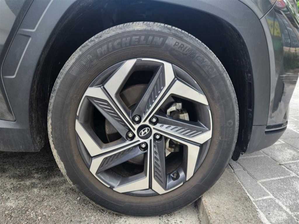 HYUNDAI Tucson - Vista 8