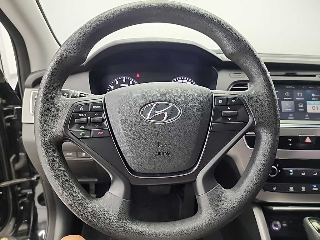 HYUNDAI Sonata - Vista 9