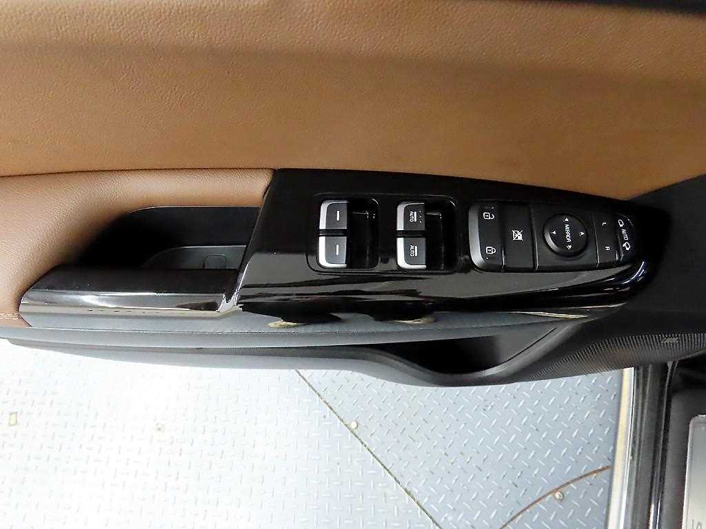 KIA Sportage - Vista 11