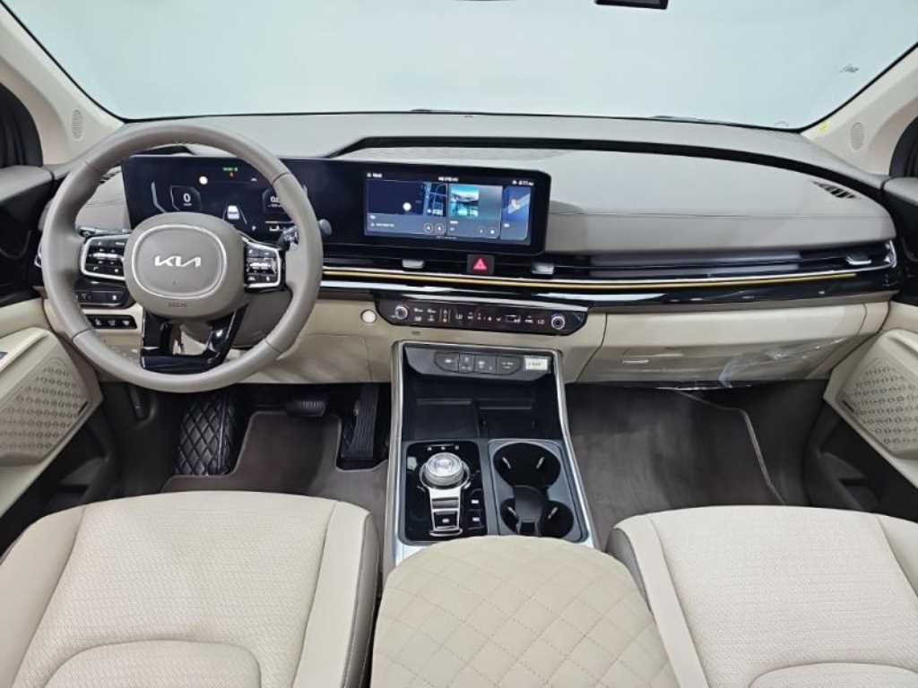 KIA Carnival - Vista 7