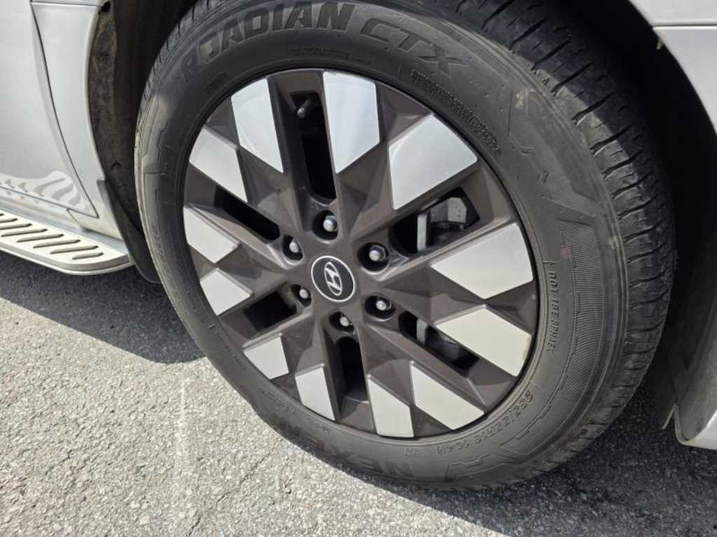 HYUNDAI Staria - Vista 7