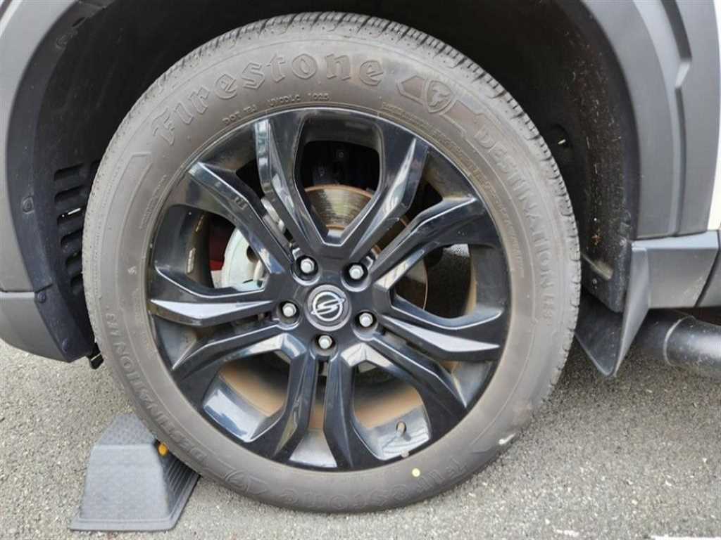 Ssangyong Rexton - Vista 6