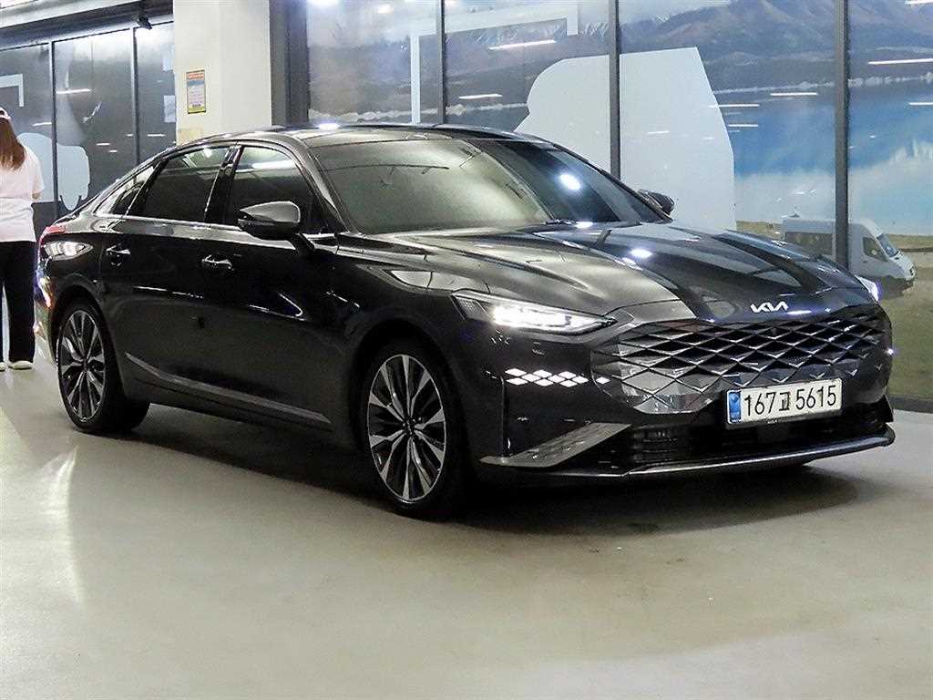 KIA K8 - Vista 3