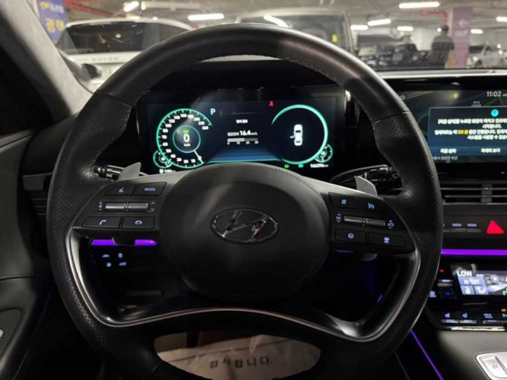 HYUNDAI Grandeur - Vista 8