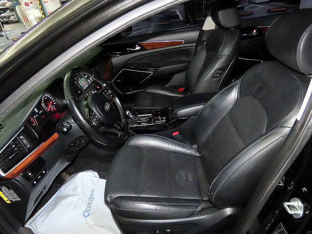 KIA K7 - Vista 6