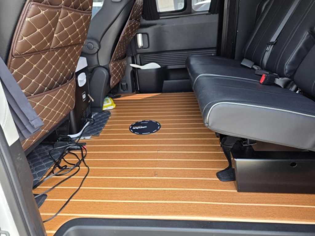 HYUNDAI Staria - Vista 11