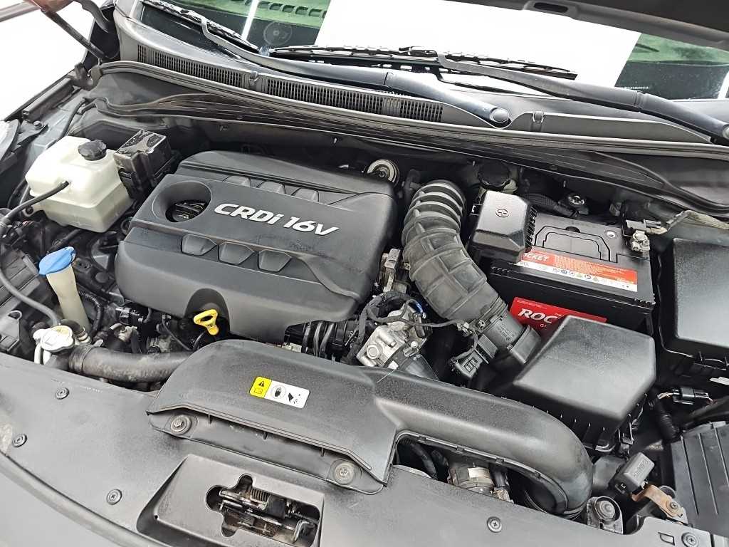 HYUNDAI i40 - Vista 5