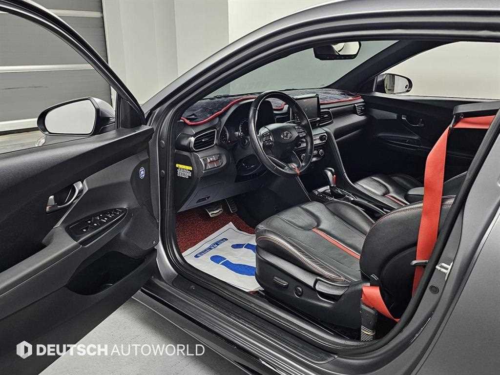 HYUNDAI Veloster - Vista 11