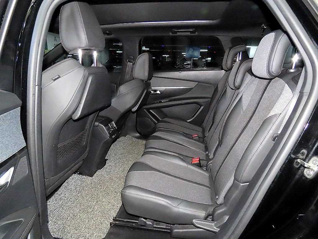 Peugeot 5008 - Vista 7