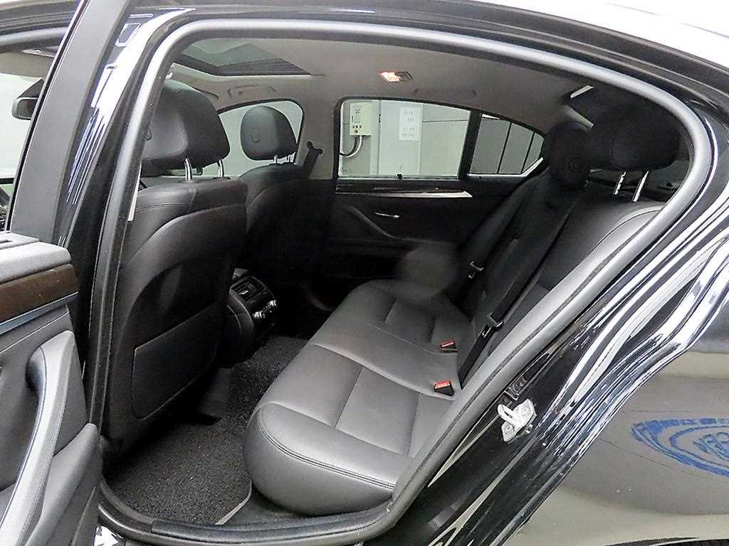 BMW 5 Series - Vista 6