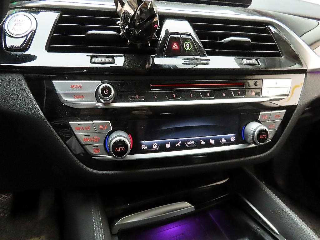 BMW Gran Turismo 2019 Negro - Importación desde Corea - HF Imports Iquique - Foto 16