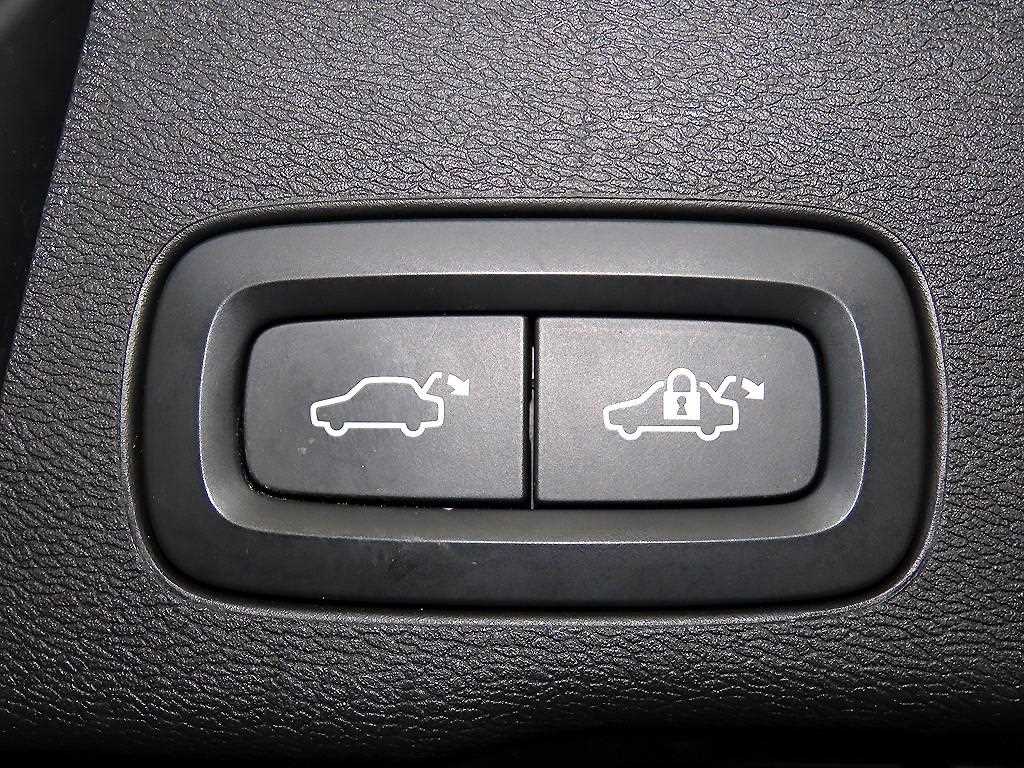 Volvo XC60 2021 Blanco - Importación desde Corea - HF Imports Iquique - Foto 16