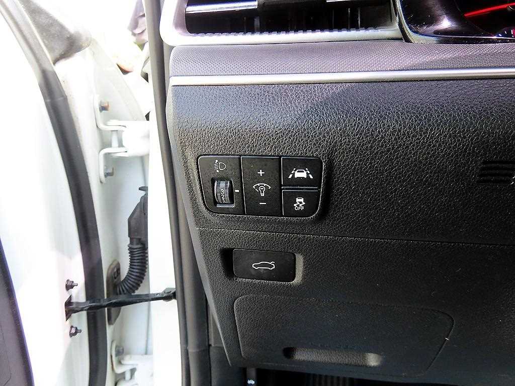 KIA K5 - Vista 12